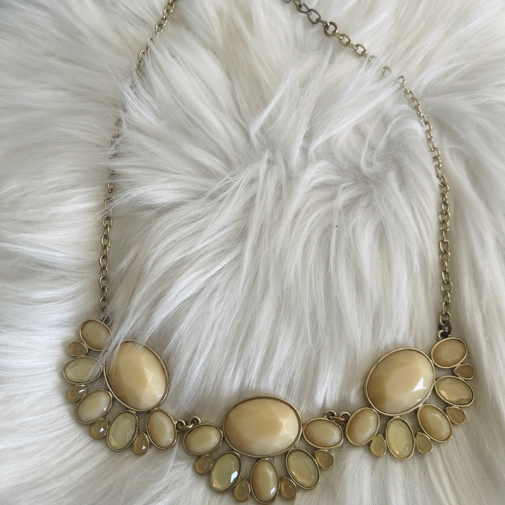 Francesca's Collections Cream and Gold Statement Necklace